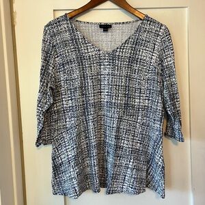 J Jill Wearever v-neck shirt